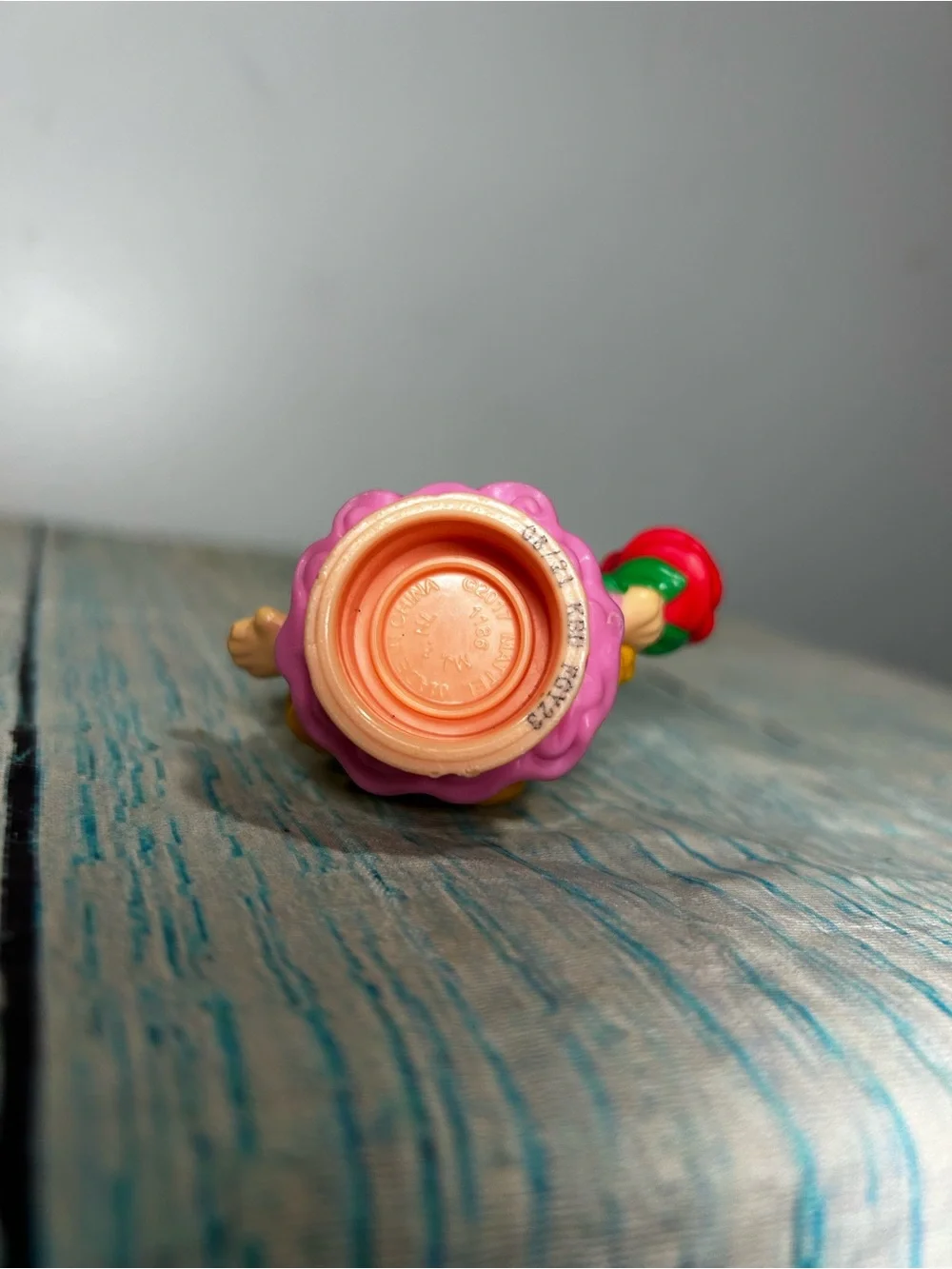 Fisher Price Little People Disney Princess Aurora Red Flowers toy neck Red Rose